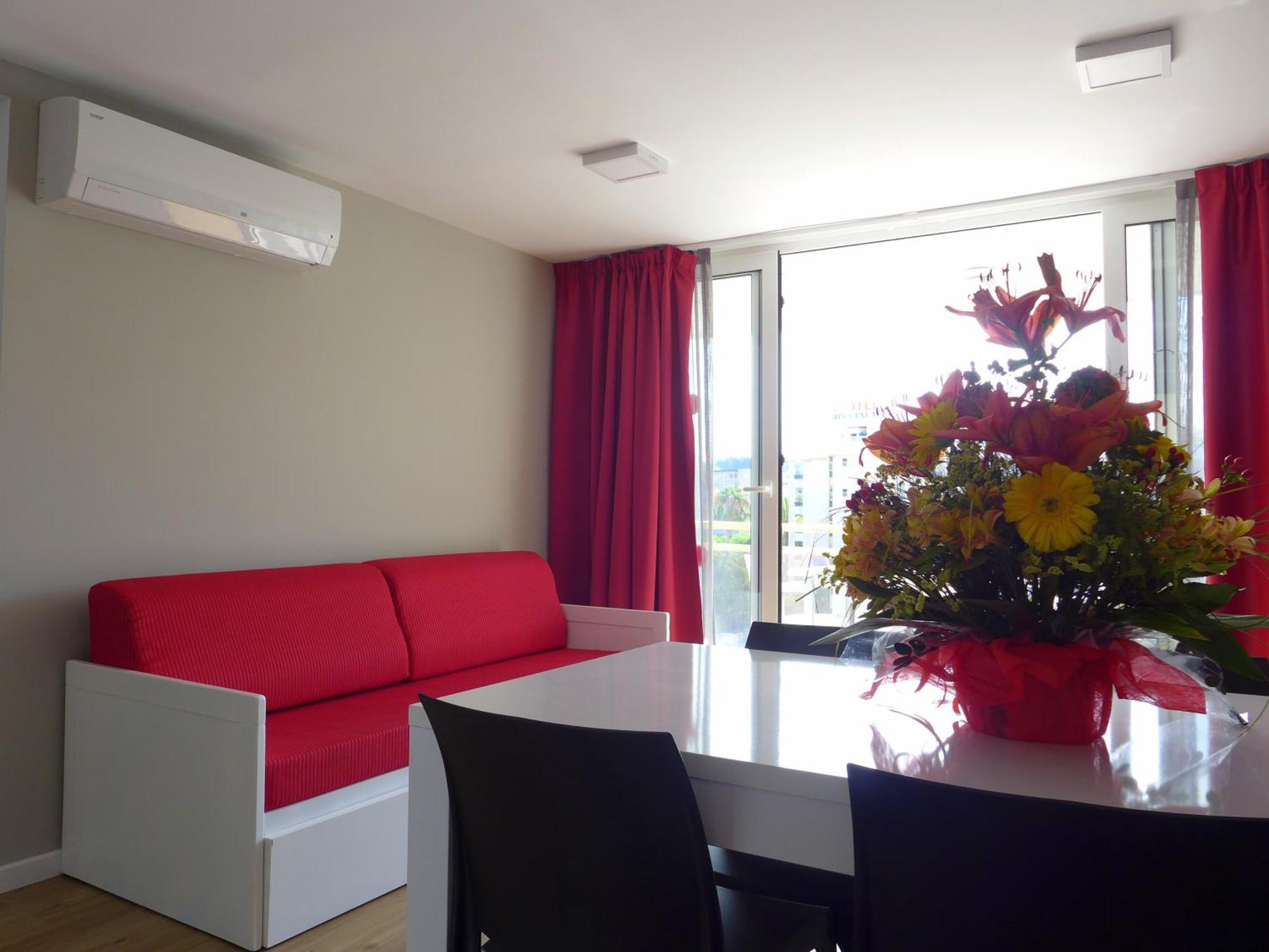 Rentalmar Navarra Family Suites Salou Pokój zdjęcie