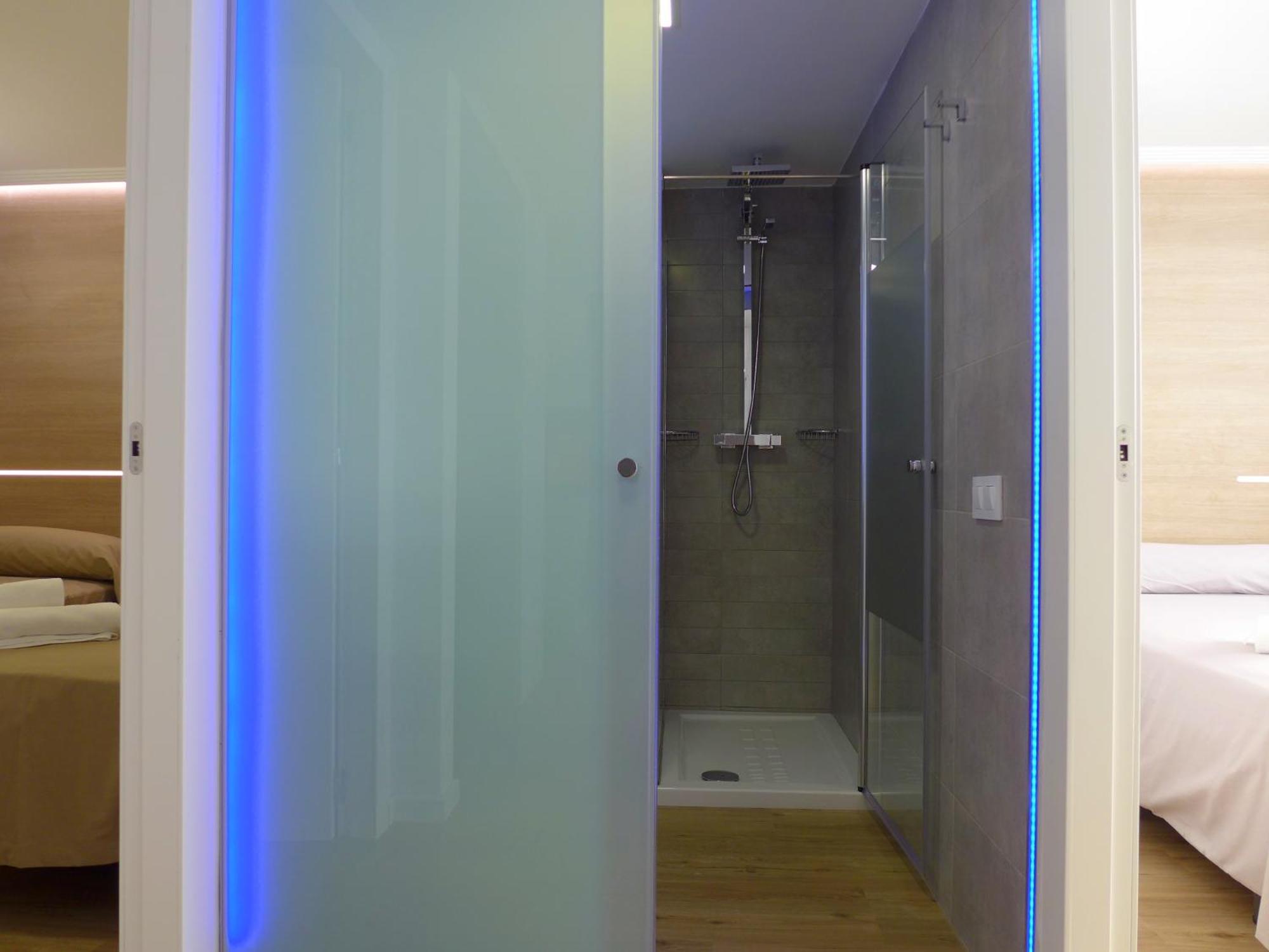 Rentalmar Navarra Family Suites Salou Pokój zdjęcie