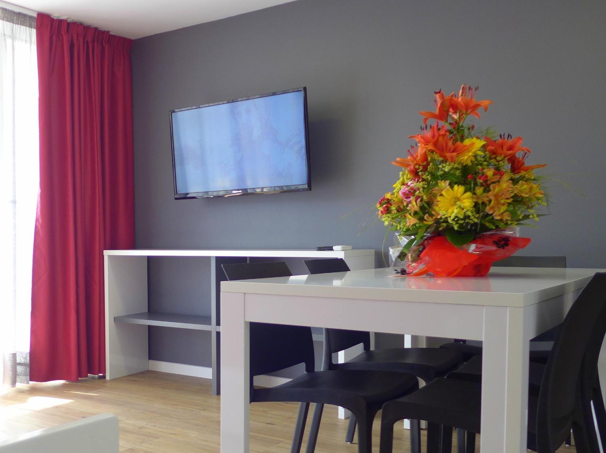 Rentalmar Navarra Family Suites Salou Pokój zdjęcie