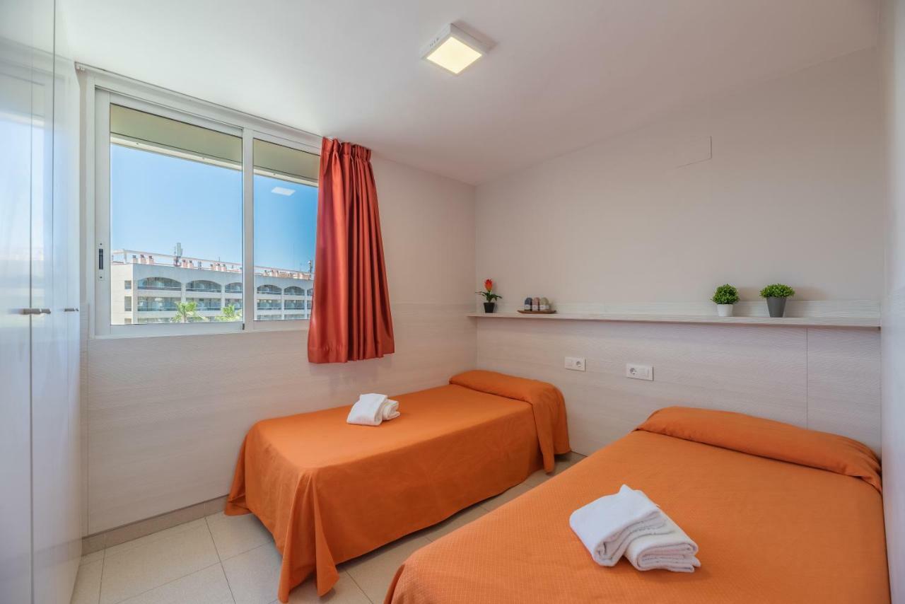 Rentalmar Navarra Family Suites Salou Zewnętrze zdjęcie